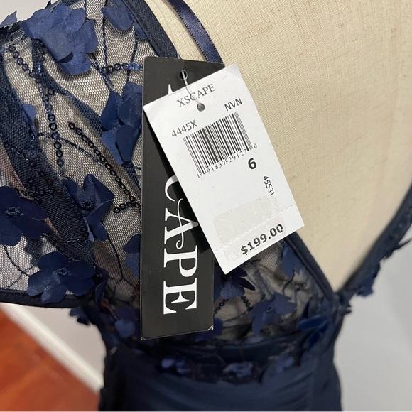 XSCAPE Navy Flower Detailed Draping Side Cap Sleeve Long Formal Sheath Gown - Picture 11 of 12